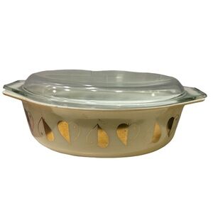 Vintage Pyrex Golden Hearts 2.5 Quart Casserole with Glass Lid Made In USA